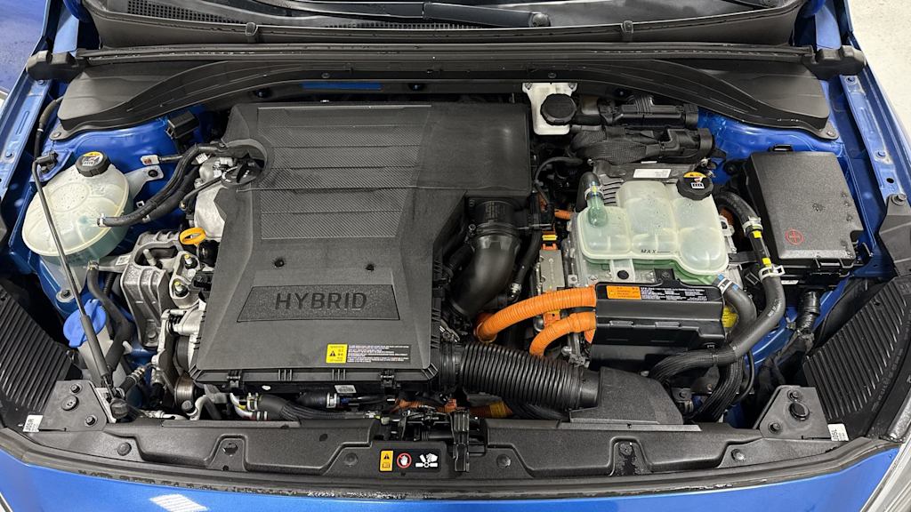 Thumbnail: 2017 Hyundai Ioniq - 9