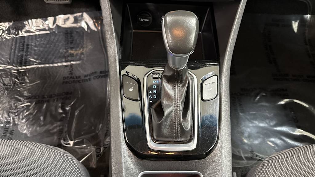 Thumbnail: 2017 Hyundai Ioniq - 16