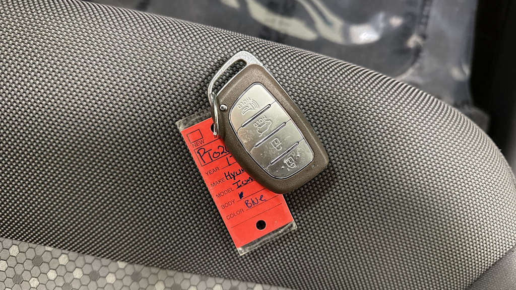 Thumbnail: 2017 Hyundai Ioniq - 19