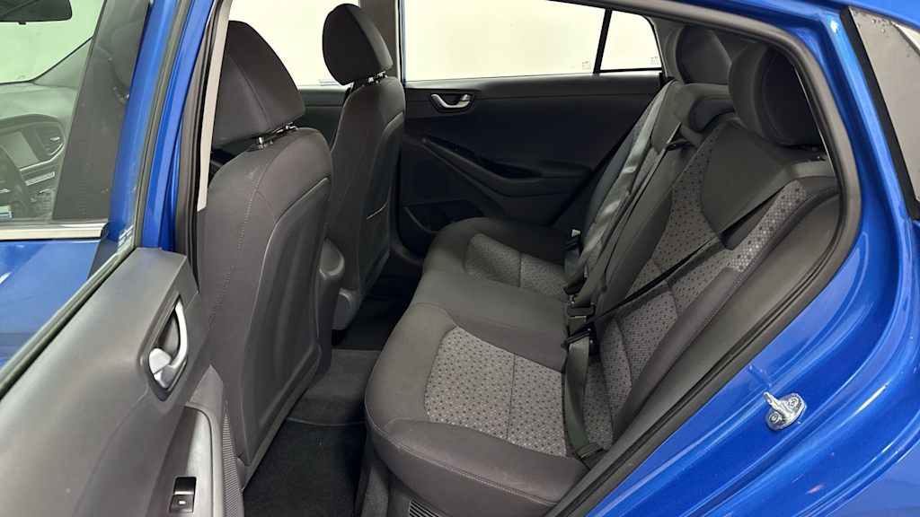 Thumbnail: 2017 Hyundai Ioniq - 13