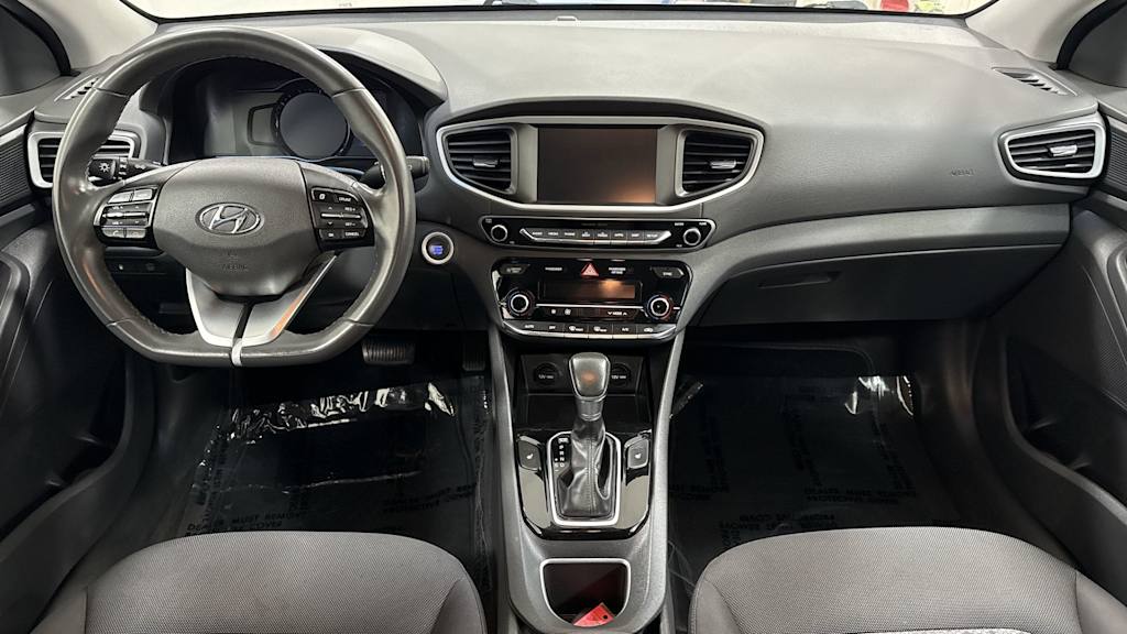 Thumbnail: 2017 Hyundai Ioniq - 14