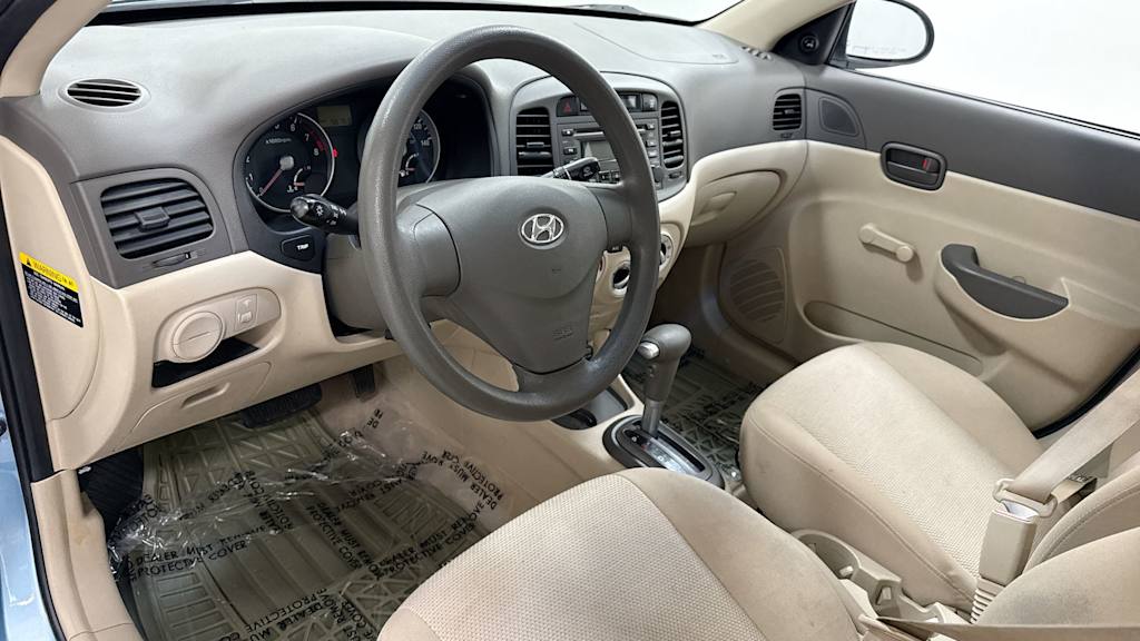 2007 Hyundai Accent GLS 2