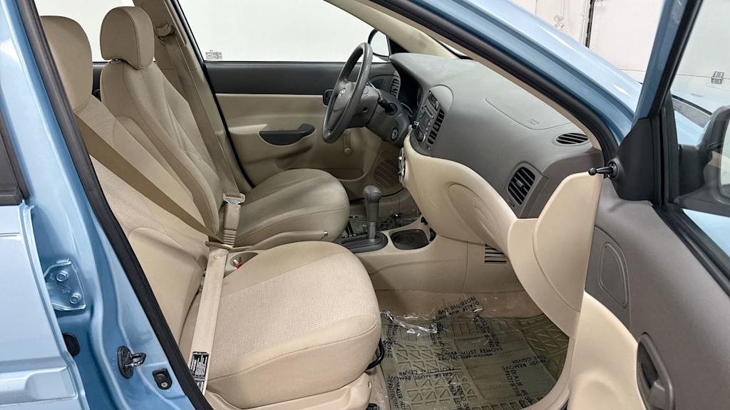 2007 Hyundai Accent GLS 11