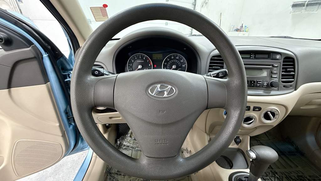 2007 Hyundai Accent GLS 9
