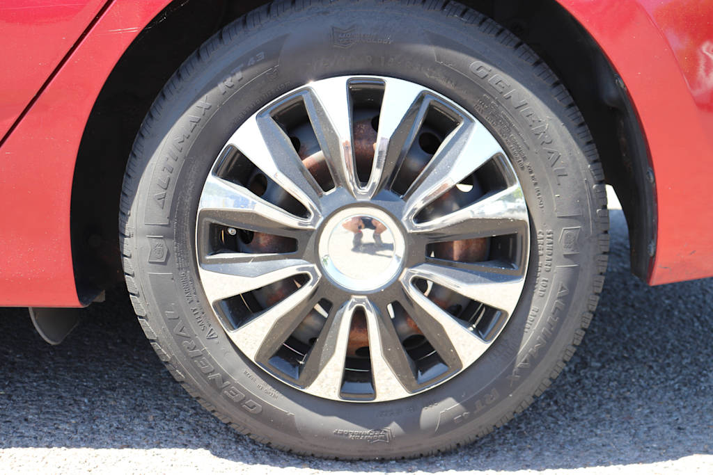 Thumbnail: 2017 Hyundai Accent - 6