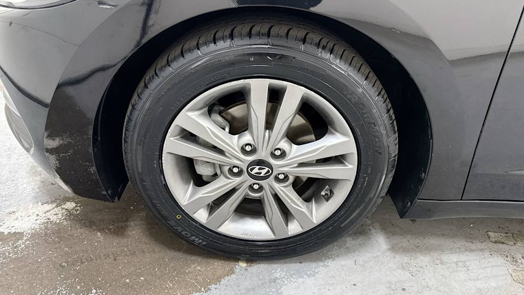 Thumbnail: 2018 Hyundai Elantra - 7