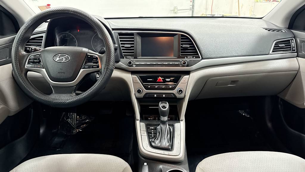 Thumbnail: 2017 Hyundai Elantra - 13