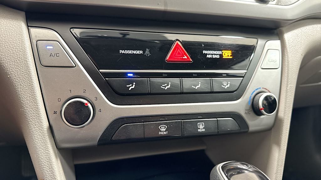 Thumbnail: 2017 Hyundai Elantra - 28