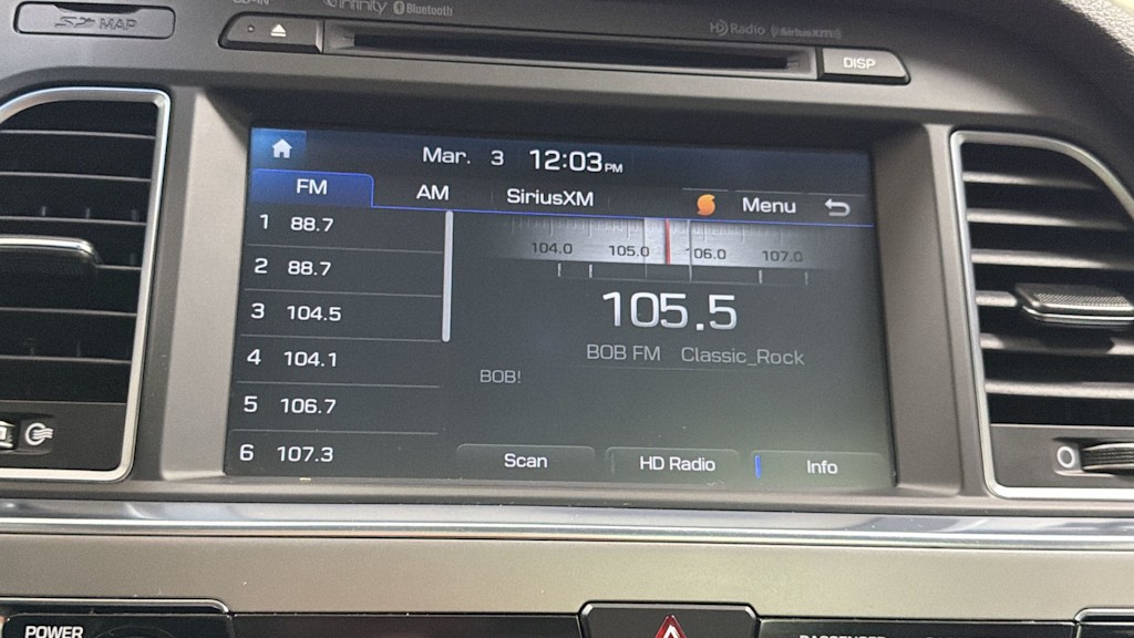 Thumbnail: 2017 Hyundai Sonata - 14