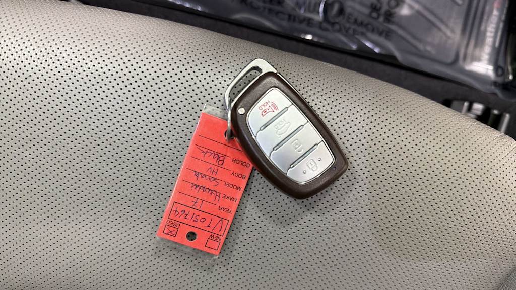 Thumbnail: 2017 Hyundai Sonata - 18