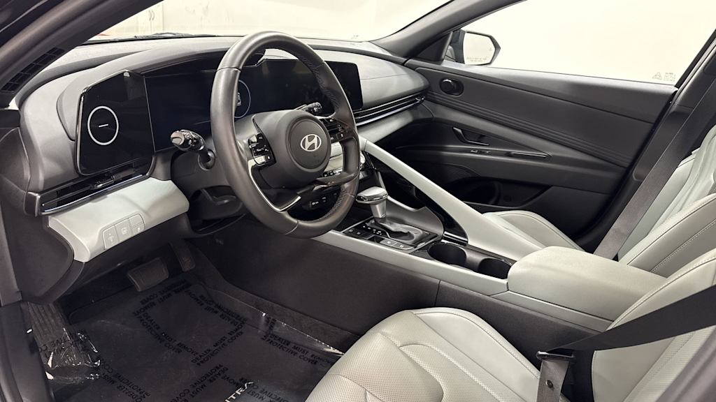 Thumbnail: 2025 Hyundai Elantra - 2