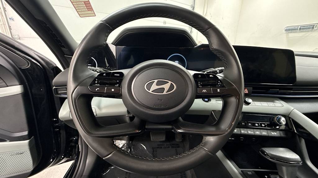 Thumbnail: 2025 Hyundai Elantra - 8