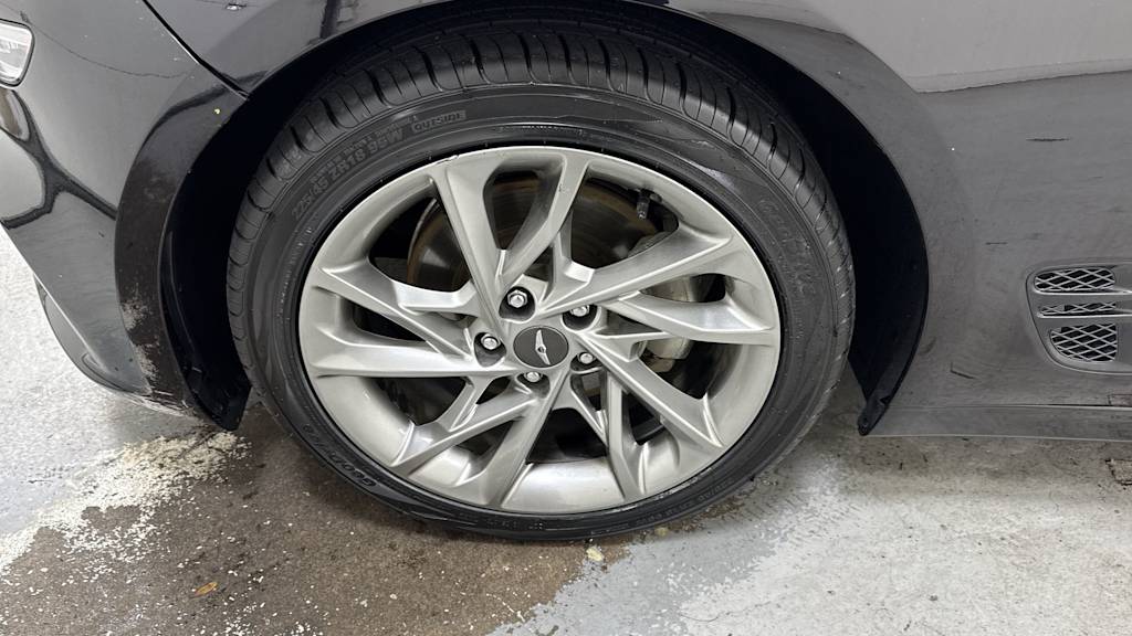 Thumbnail: 2022 Genesis G70 - 7