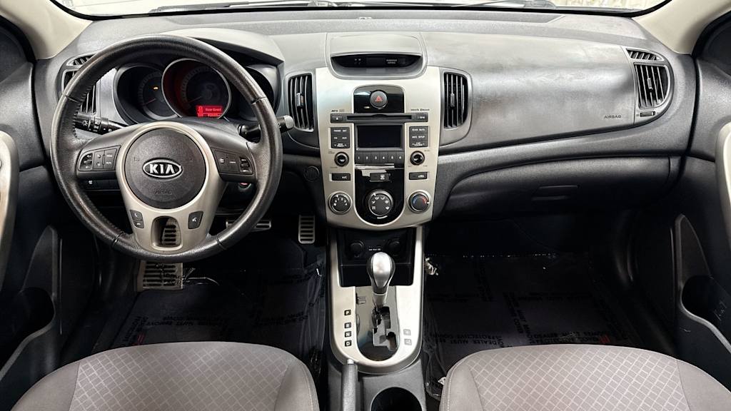 2010 Kia Forte SX 13