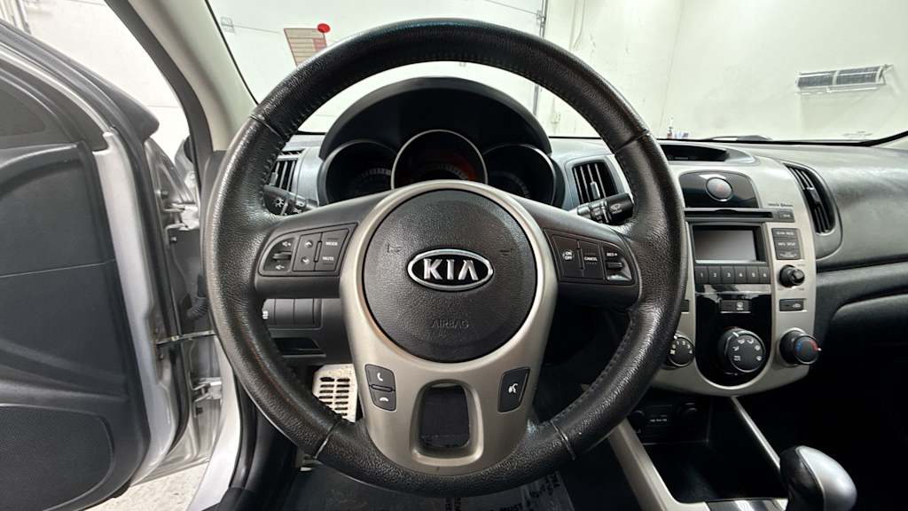 2010 Kia Forte SX 9