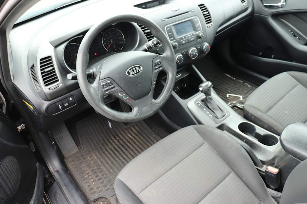 Thumbnail: 2016 Kia Forte - 2