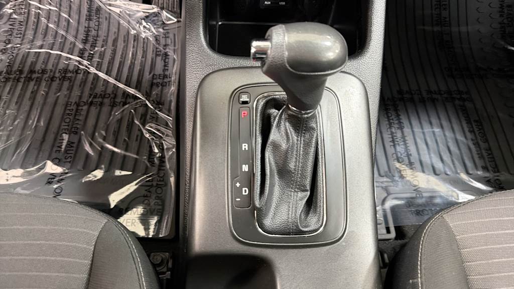 Thumbnail: 2016 Kia Forte - 16