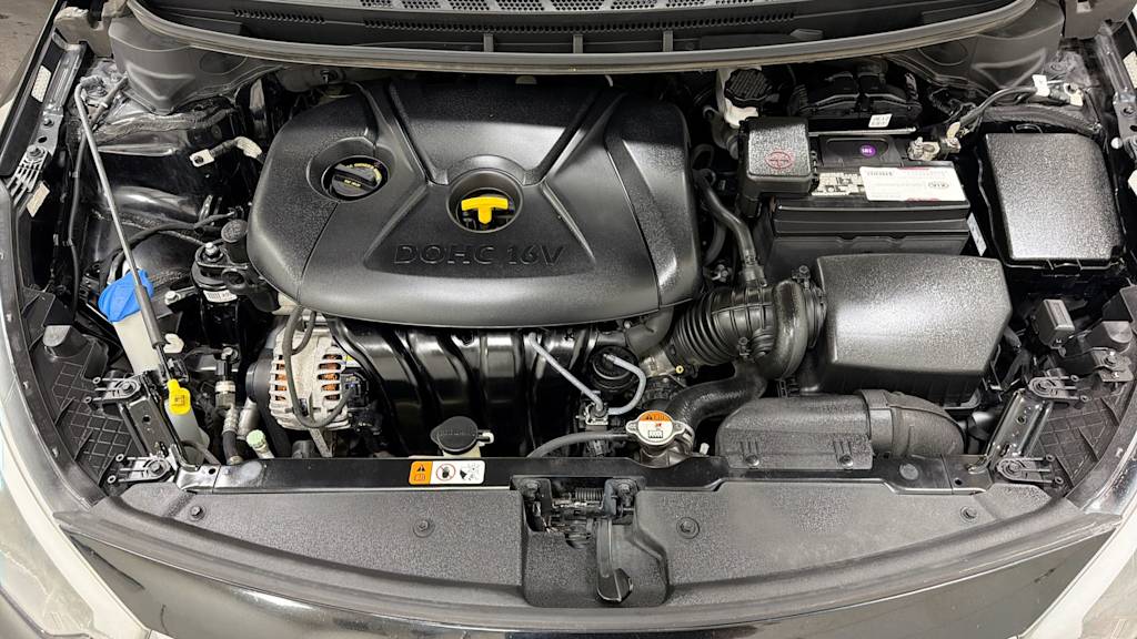 Thumbnail: 2016 Kia Forte - 9