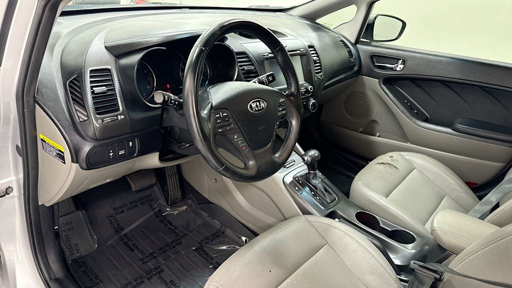 Thumbnail: 2016 Kia Forte - 2