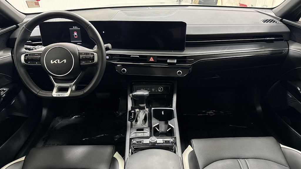 Thumbnail: 2025 Kia K5 - 12