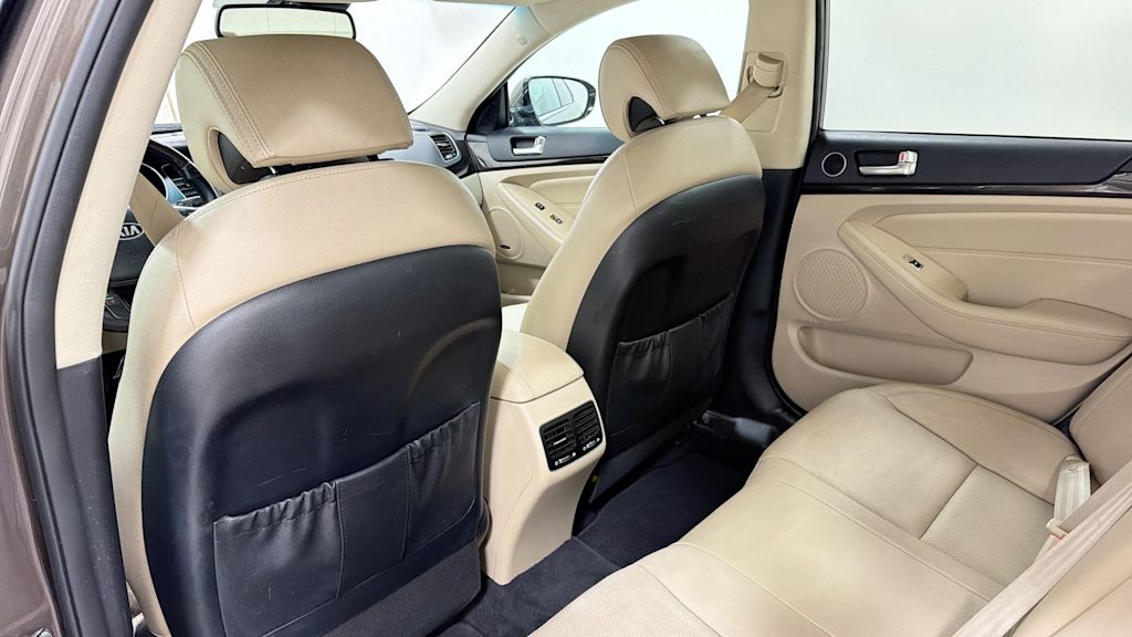 Thumbnail: 2015 Kia Cadenza - 30