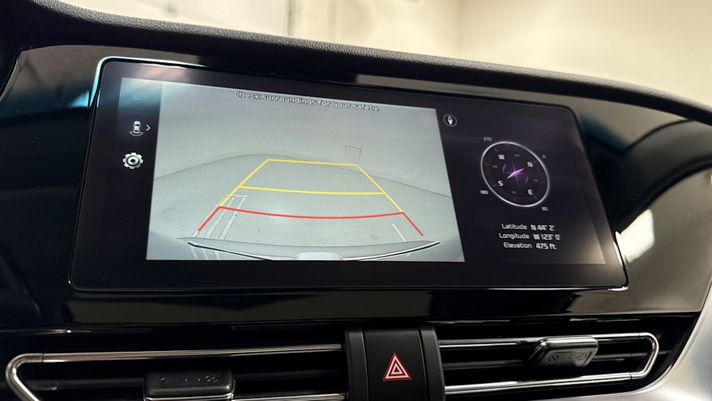 Thumbnail: 2022 Kia Niro - 27