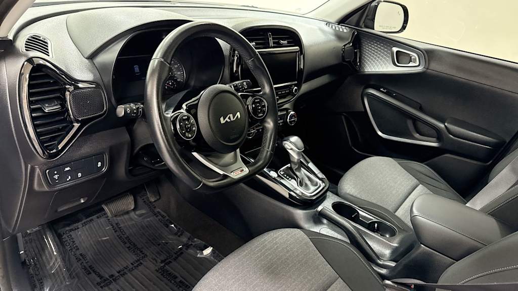 2022 Kia Soul GT-Line 2