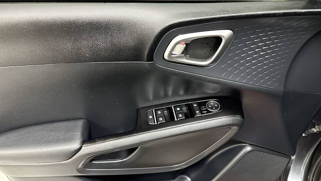 2022 Kia Soul GT-Line 26