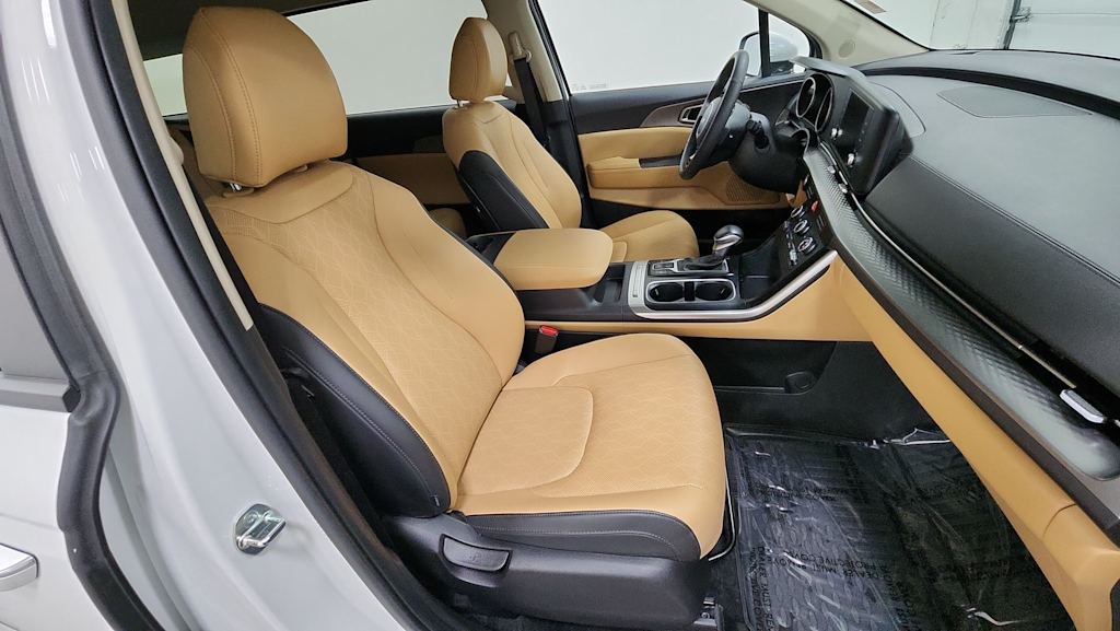 Thumbnail: 2024 Kia Carnival - 31