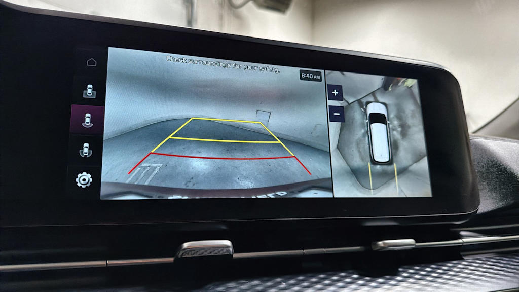 Thumbnail: 2022 Kia Carnival - 27