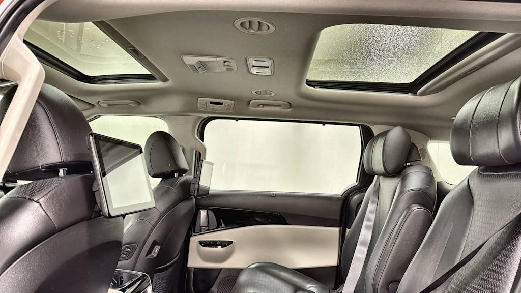 Thumbnail: 2022 Kia Carnival - 30