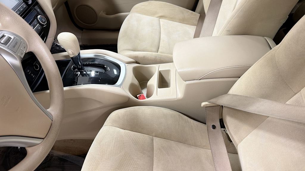 Thumbnail: 2015 Nissan Rogue - 11