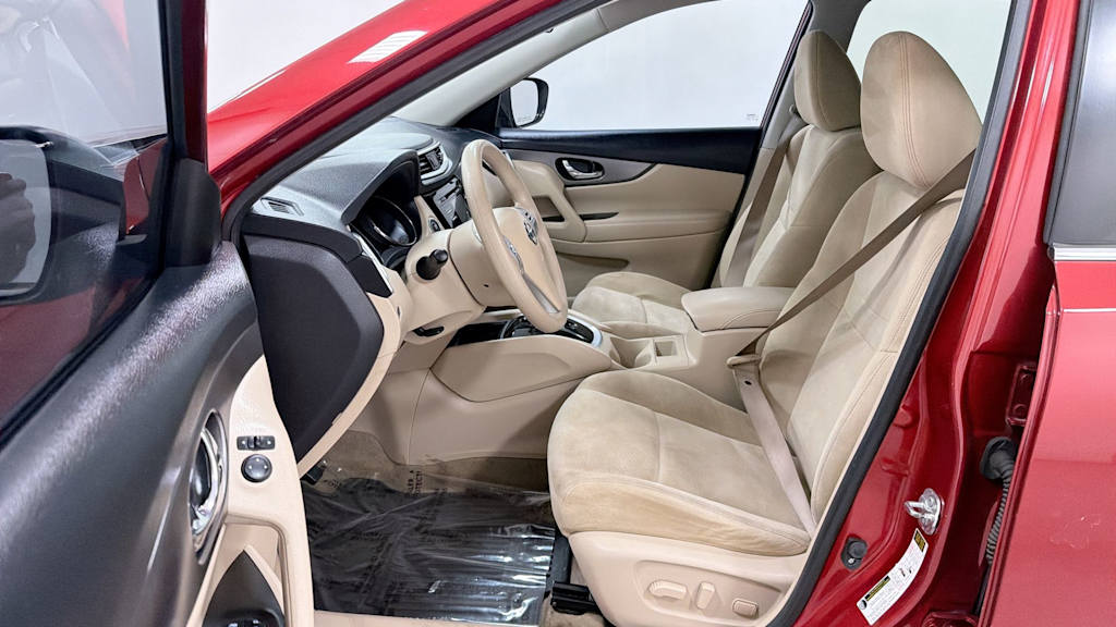 Thumbnail: 2015 Nissan Rogue - 10