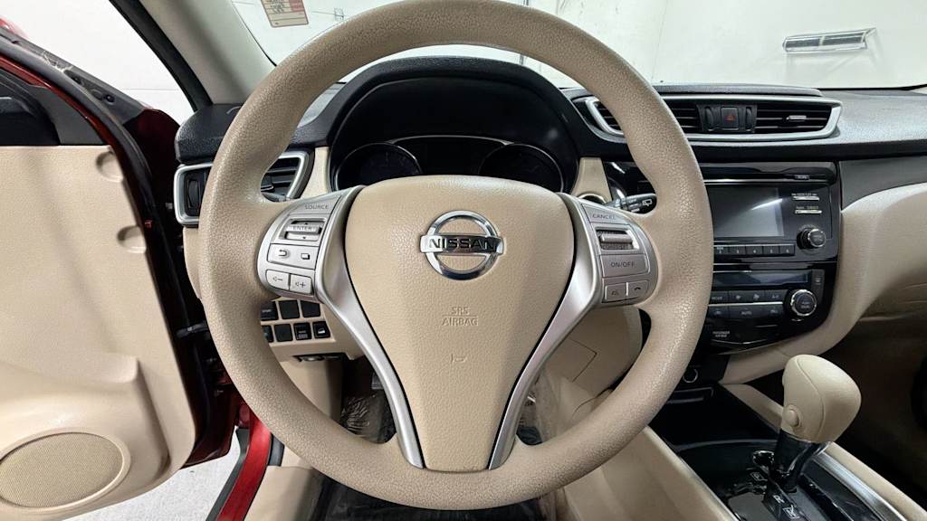 Thumbnail: 2015 Nissan Rogue - 9