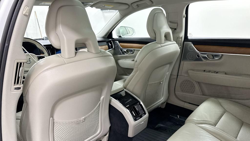 2018 Volvo S90 T6 Inscription 31