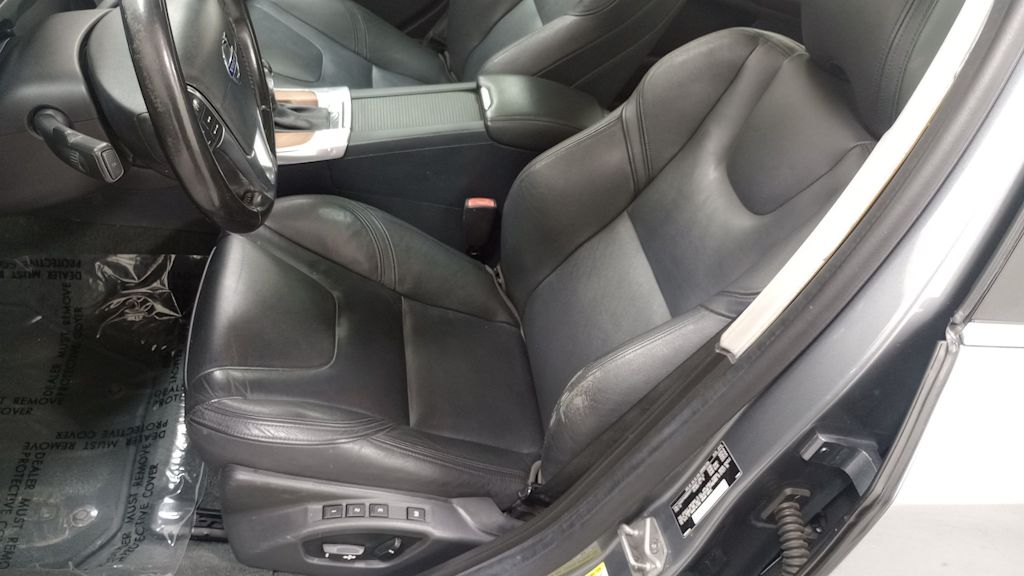 Thumbnail: 2016 Volvo S60 - 9