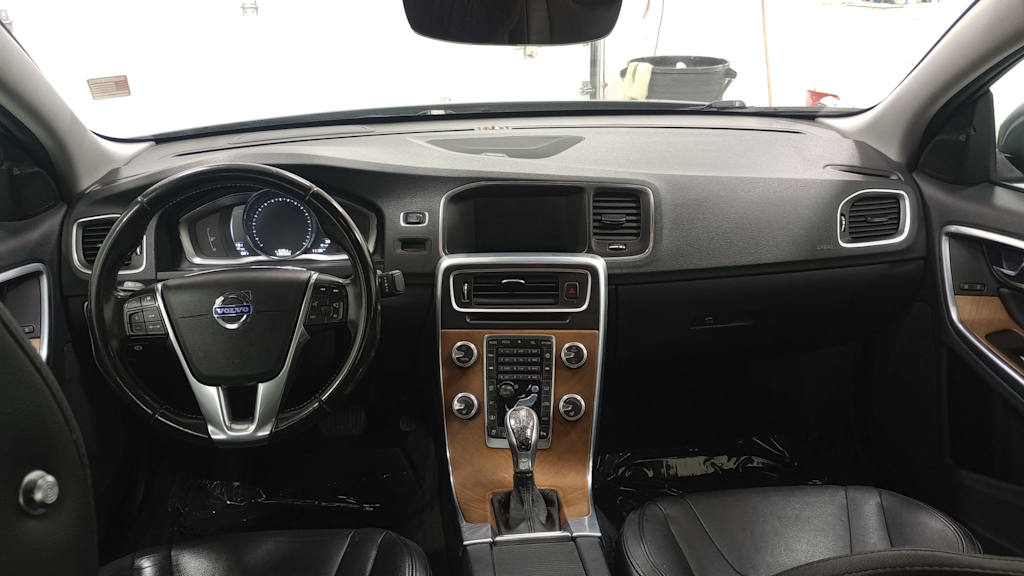 Thumbnail: 2016 Volvo S60 - 12