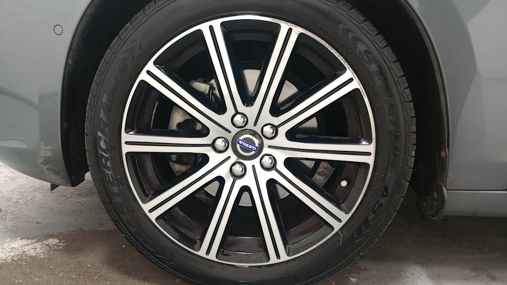 Thumbnail: 2016 Volvo S60 - 6
