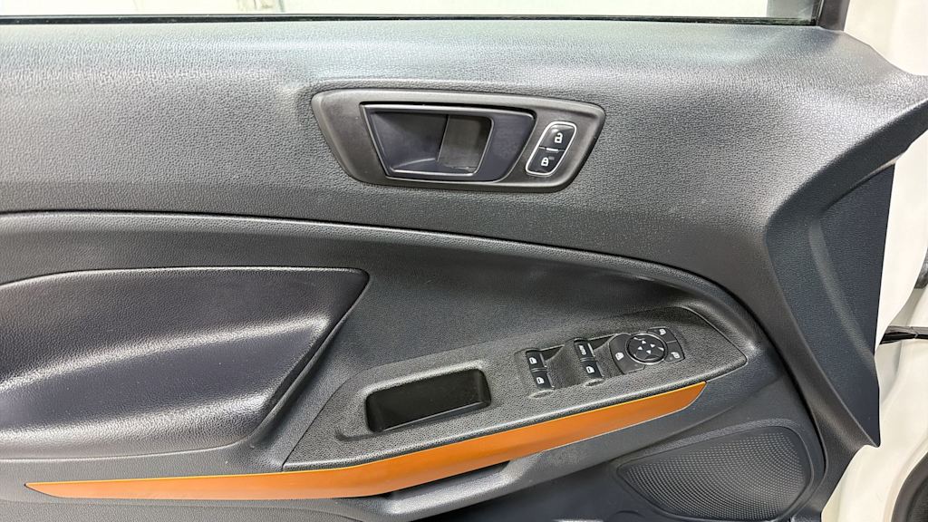 Thumbnail: 2018 Ford EcoSport - 26