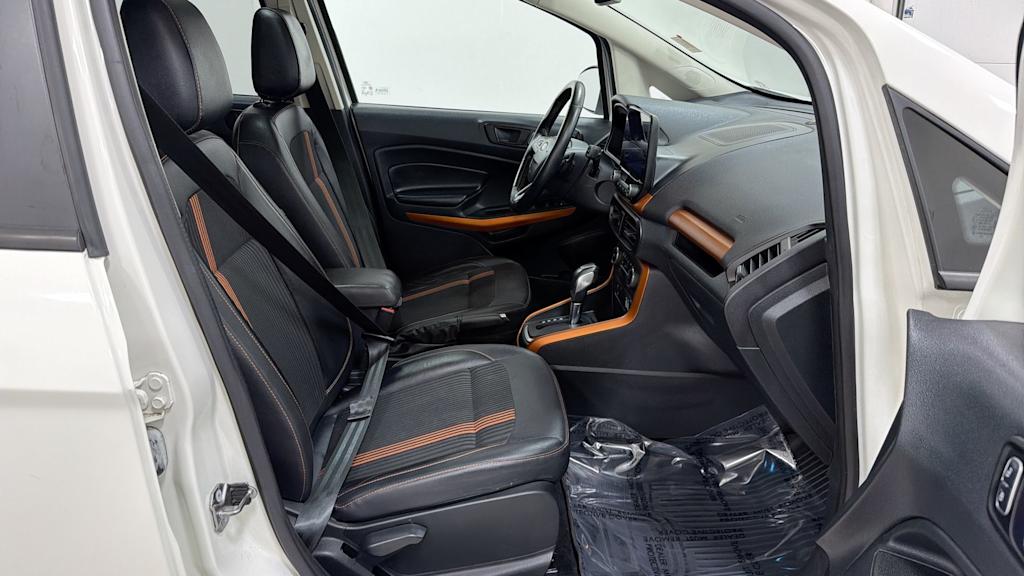Thumbnail: 2018 Ford EcoSport - 32