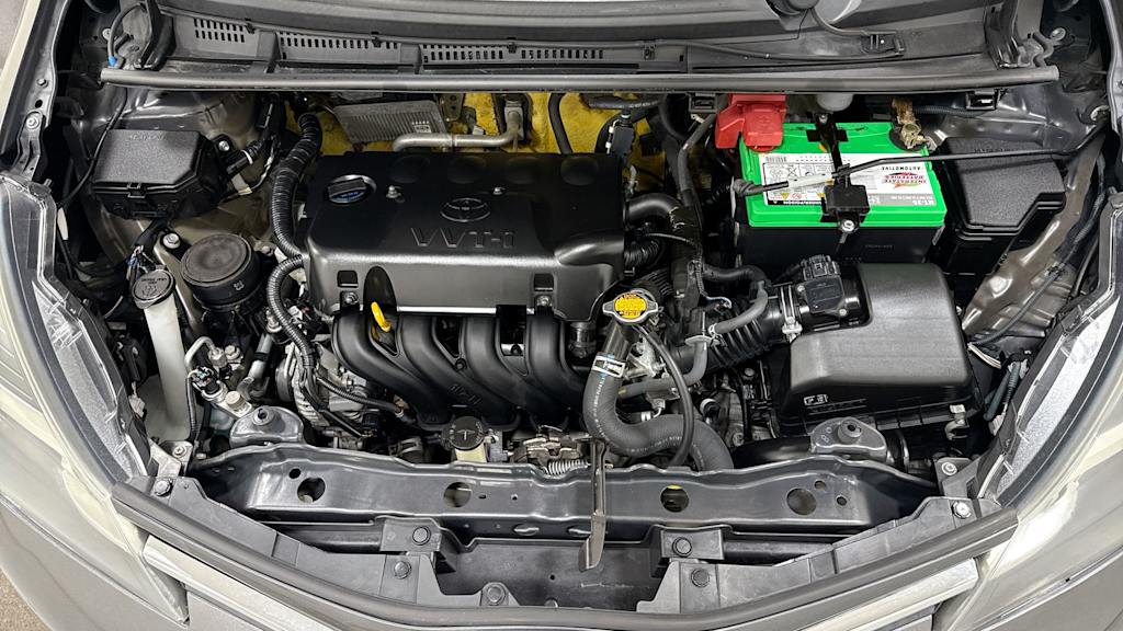 Thumbnail: 2016 Toyota Yaris - 8