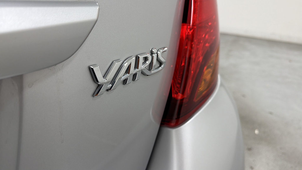 Thumbnail: 2015 Toyota Yaris - 7