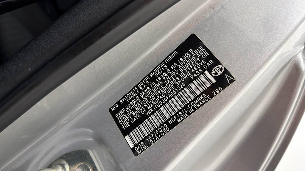 Thumbnail: 2015 Toyota Yaris - 19