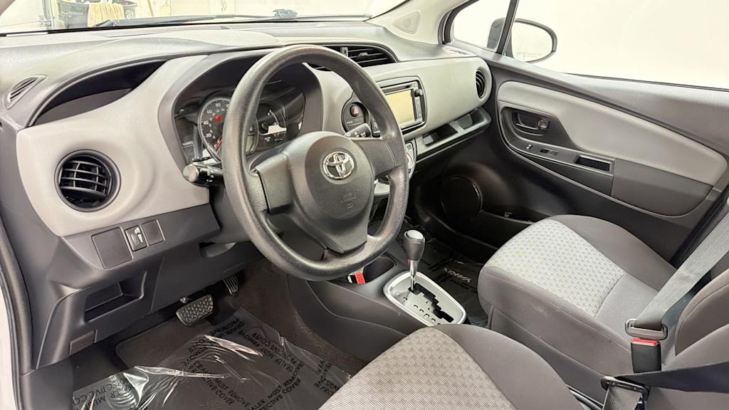 Thumbnail: 2015 Toyota Yaris - 2