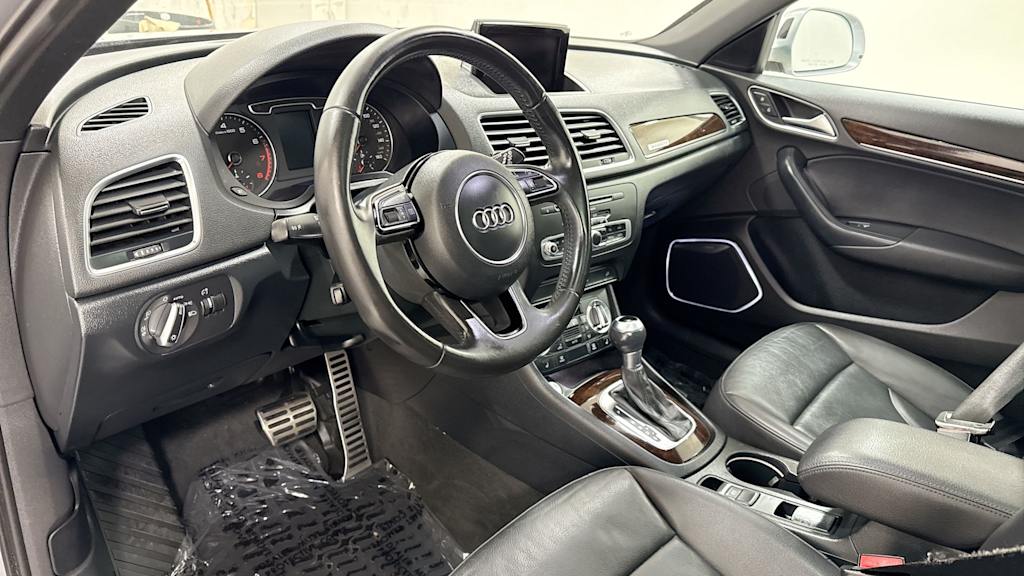 Thumbnail: 2015 Audi Q3 - 2