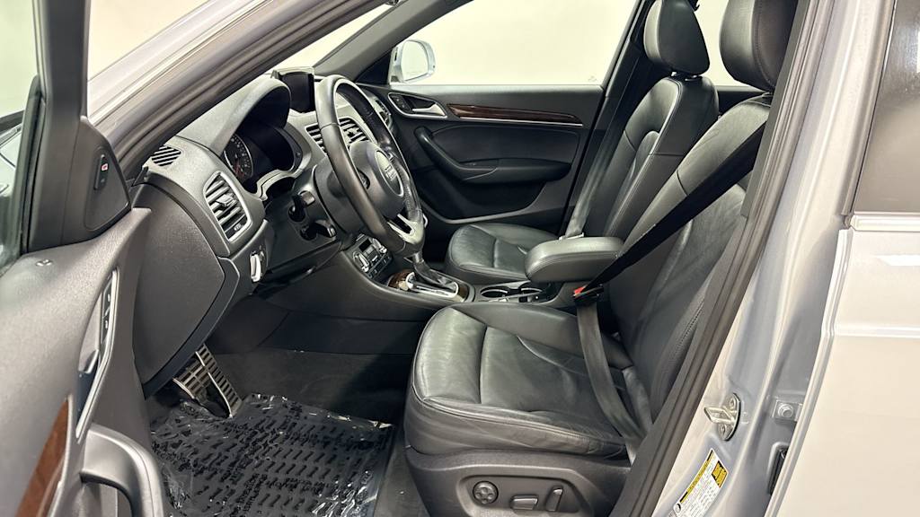 Thumbnail: 2015 Audi Q3 - 11