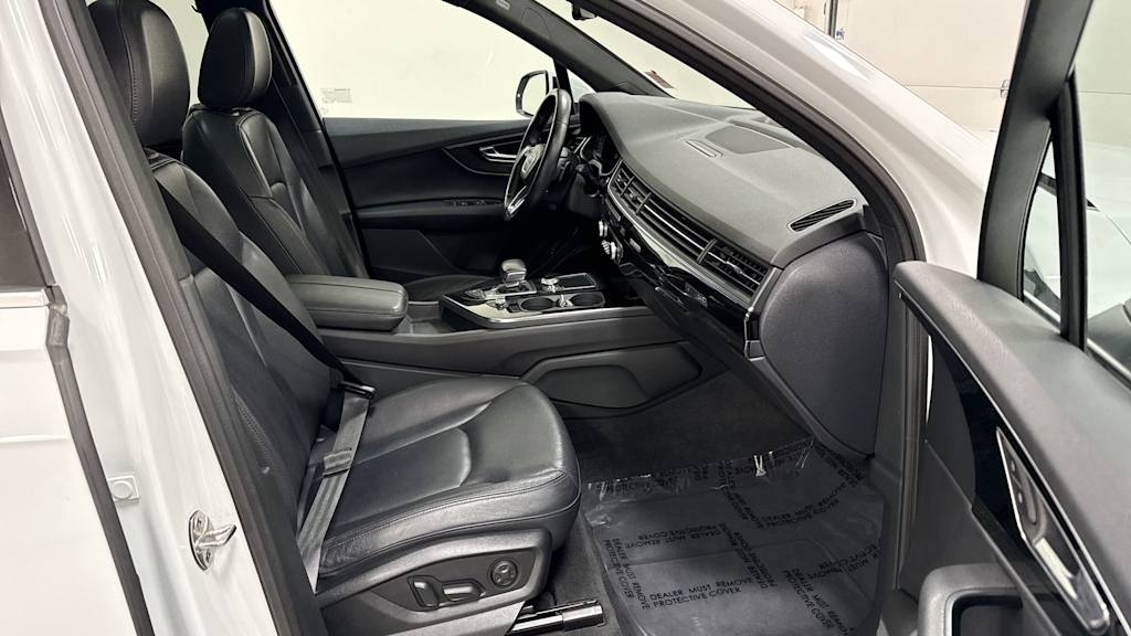 Thumbnail: 2019 Audi Q7 - 12