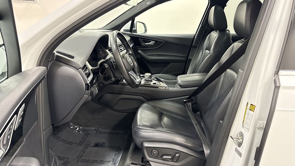 Thumbnail: 2019 Audi Q7 - 11