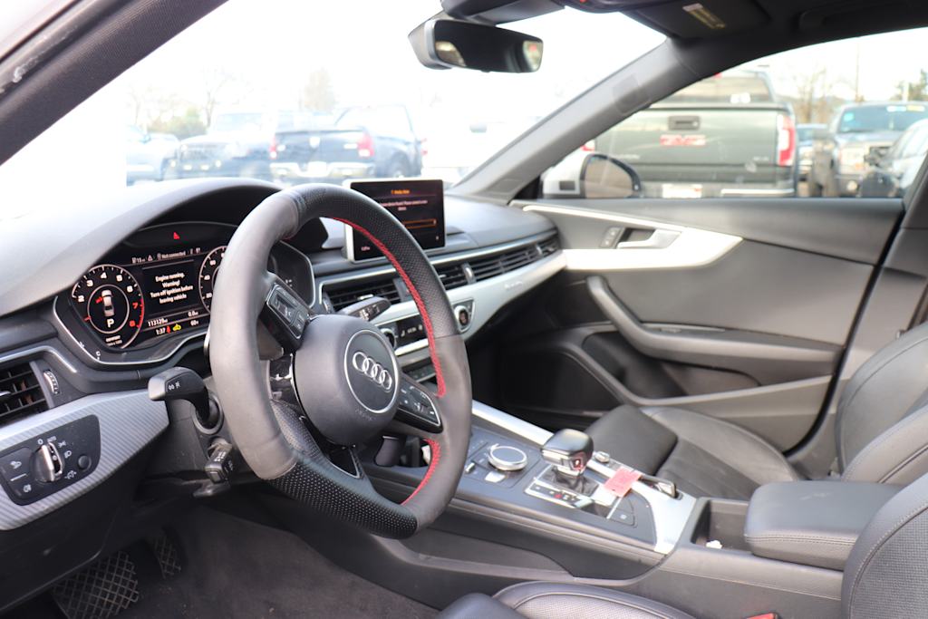 Thumbnail: 2017 Audi A4 - 2