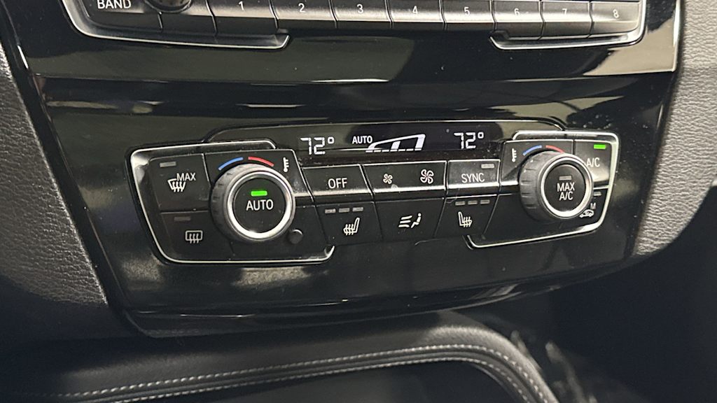 Thumbnail: 2018 BMW X1 - 27